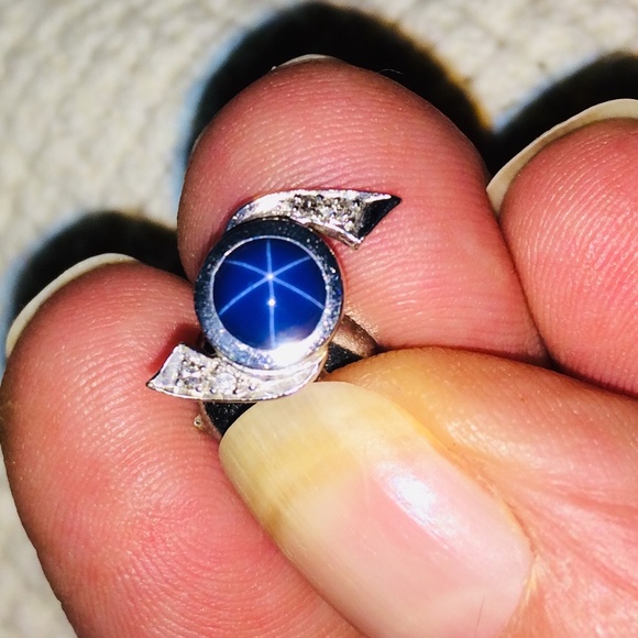 Vintage Unisex Brilliant Star Sapphire/Diamond Tie pin - Picture 5 of 6